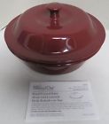 099901013646 The Pampered Chef Cranberry Round Covered Baker Pamered