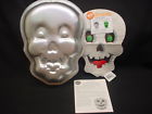 2105-2057 Wilton Pirate Skull Cake Pan Halloween Goul Metal Mold Vampire