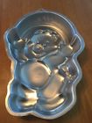 2105-2424 Wilton Care Bears With Rainbow Cake Pan Mold