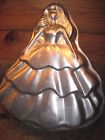 2105-3500 Wilton Barbie Cake Pan