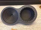 2105-6681 Wilton Giant Cupcake Nonstick Cast Aluminum Baking Mold 2105-6681 Wilton Giant Cupcake Nonstick Cast Aluminum Baking Mold