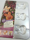 2105-8106 Wilton Bunny Cookie Treat 070896801173