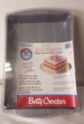 21100 Chicago Metallic Betty Crocker Tested Cake Pan