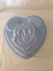 436045817936 Disney Mickey Head Heart Shape Baking Pan Mold 436045817936 Disney Mickey Head Heart Shape Baking Pan Mold