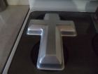 502-2502 Wilton Cross Cake Pan