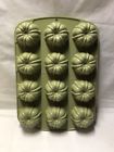 50700 Nordic Ware Bundt Fluted Muffin Pan Usa