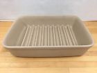 5113 The Pampered Chef Stoneware Ridged Baking Pan Size
