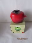 630870011976 Le Creuset Petite Apple