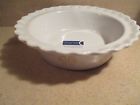 93-pd135sfs Chantal Ceramic Fluted Pie Dish White Yellow Snowflakes Bake Mircrowave 93-pd135sfs Chantal Ceramic Fluted Pie Dish White Yellow Snowflakes Bake Mircrowave
