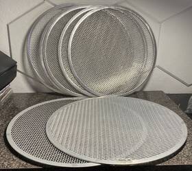 American Metalcraft 704339020400 Lot Of 7 Pizza Screens Five 14 Inch And Two 16