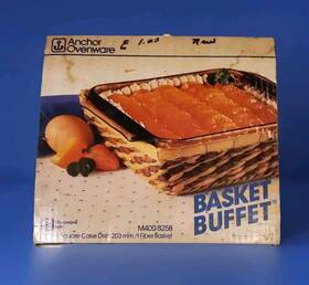 825b Anchor Hocking 8 Inch Square Ovenware Basket Buffet With Cake Dish And Fiber Vtg