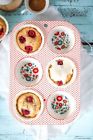 Anthropologie Filomina Muffin Cupcake Dish Pan Camp Home Hearts Flowers