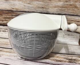 16925 Avanti Salad Spinner With Push Break 2.5l - Serving Bowl Lettuce Dryer