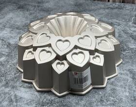 Bs11291 Bakers Secret Armour Hearts Nonstick Fluted Bundt Cake Pan