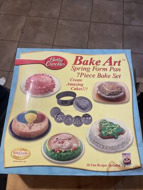 Betty Crocker 740275000595 7 Piece Bake Art Set Creates 9 Inch Cakes New In Box Spring Form Pan Betty Crocker 740275000595 7 Piece Bake Art Set Creates 9 Inch Cakes New In Box Spring Form Pan