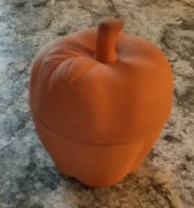 From1994 Boston Trading Co Vintage Terra Cotta Bakers Apple Baking Dish