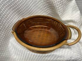 Wf-007g Bravo Abc Vintage Bakeware 1.5 Quart Oval Amber Glass Dish Woven Basket Server