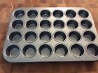 Bw5024 Calphalon Classic Bakeware 24-cup 016853026906