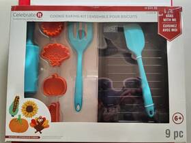 Celebrate It 195158756715 Thanksgiving Cookie Baking Kit 9 Pieces Ages 6 New Unopened