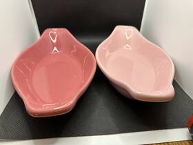 93-au27-dh Chantal Oval-shaped Baking And Serving Dishes Pink With Heart