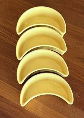 93-m012 Chantal Yellow Moon 1 Cup Ramekin Baking Dish Bakeware Rare Set Of 4 93-m012 Chantal Yellow Moon 1 Cup Ramekin Baking Dish Bakeware Rare Set Of 4