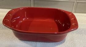 93-rt22-dh Chantal Red Lasagna Baking Pan 1.75qt