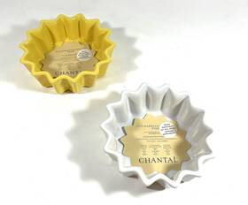 93-su13 Chantal Set Of 2 Sun Shape Bakepan/serving Dish 1.5 Cup 0.36l Yellow And White