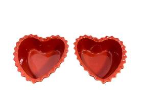 93hbr15 Chantal 2 Set Cup Burgundy Red Heart Shaped Bakeware Ruffle Edges