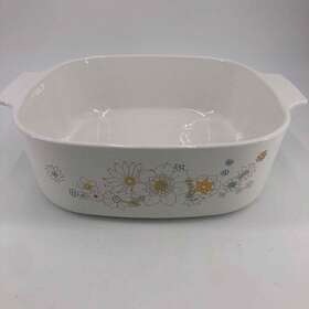 A-84-b Corning Ware Floral Bouquet Four Quart Casserole Dish Vintage
