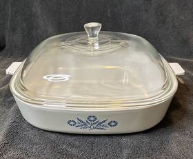 P-12-c Corning Ware Rg139 Vtg Blue Cornflower 11 Inch Casserole P-16-b With Domed Lid