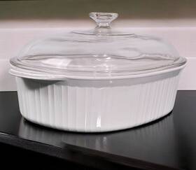 F-14-b Corningware A-14-b Corning Ware Oval Casserole French White Dish 4 Liter With Lid