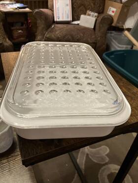 Mc-2-b Corningware Corning Ware White Baking Dish With Bumpy Clear Glass Lid 10.5 Inch X6.75 X2 Mc-2-b Corningware Corning Ware White Baking Dish With Bumpy Clear Glass Lid 10.5 Inch X6.75 X2