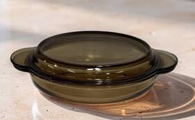 Av-14-b Corningware V-14-b Vision By Corning Pyrex Casserette / Casserole Amber With Lid Usa