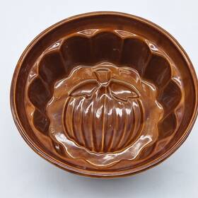 111-872 Crate And Barrel Jello Mold Pumpkin Ceramic Stoneware Cake Bread Fall Baking