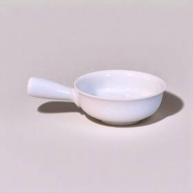 E2438322 Crate And Barrel White Porcelain Au Gratin Dish Set 3 Handled Round 6.5 Inch Oven Safe