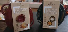 Crofton 061463930422 2 Mini Red Ceramic Casserole Dish 7oz And 2pc Grn Ramekins 6 12 Oz New