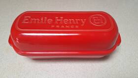 026120 Emile Henry Small Loaf Dish Red Pain De Campagne With Box