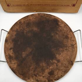 Huey-chang 999990016460 Seasoned Stoneware Round Pizza Baking Stone 15 Inch With Pampered Chef Rack Huey-chang 999990016460 Seasoned Stoneware Round Pizza Baking Stone 15 Inch With Pampered Chef Rack