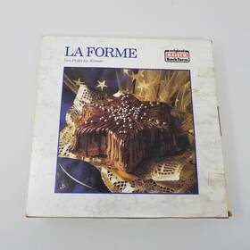 630632 Kaiser Vintage 11 Inch La Forme Original Backform Christmas Star Non Stick Cake Pan