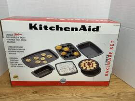 804666 Kitchenaid New 7 Piece Bakeware Set - Non Stick With Slide Ease Coating #804666
