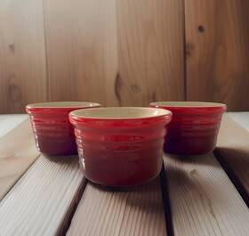 0404 Le Creuset Stoneware Poterie Mini Ramekins Ombr Cerise Cherry Red Set Of 3