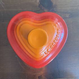 0812 Le Creuset Stoneware Heart Shaped Ramekin With Lid Red Orange Ombre Ceramic