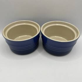 Le Creuset 250870036702 Set Of 2 Stoneware Blue Ombr Ramekin Custard Condiment Cups Le Creuset 250870036702 Set Of 2 Stoneware Blue Ombr Ramekin Custard Condiment Cups