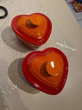 Le Creuset 630870061117 Petit Ramekin Dftamour Set Of 2 New Heart Shaped Le Creuset 630870061117 Petit Ramekin Dftamour Set Of 2 New Heart Shaped