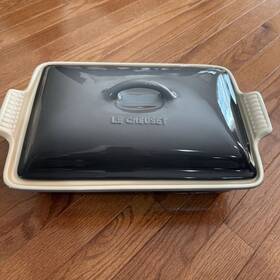 Le Creuset 630870198677 Stoneware Heritage Covered Rectangular Casserole 4 Quart Oyster