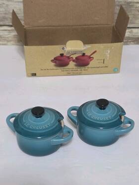 Le Creuset 630870275040 Mini Condiment Pot Set Turquoise With Spoons 3 Oz New Nib