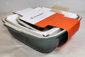 Le Creuset 630870290203 Set Of 2 Ocean Ombre Stoneware Square Baking Dishes 5 In And 8 Nib Le Creuset 630870290203 Set Of 2 Ocean Ombre Stoneware Square Baking Dishes 5 In And 8 Nib