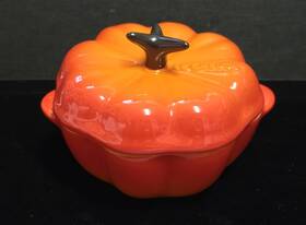 Le Creuset 630870302494 New In Box Flame Pumpkin Cocotte Casserole Stoneware 10oz / 300ml