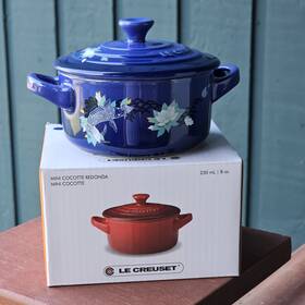 Le Creuset 630870315203 4 Nib Lotus Koi Mini Petite Round Cocotte Casserole Cobalt Blue Htf