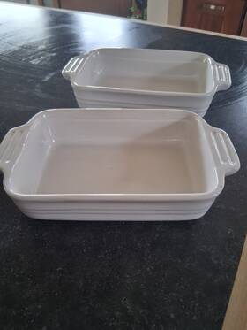 711132301010mxr Le Creuset Two White Ceramic Stoneware Glazed Retangular Baking Dishes 5.5 9